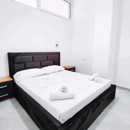 La Luna Apartment *