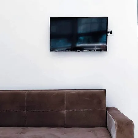 La Luna Apartment Sarande